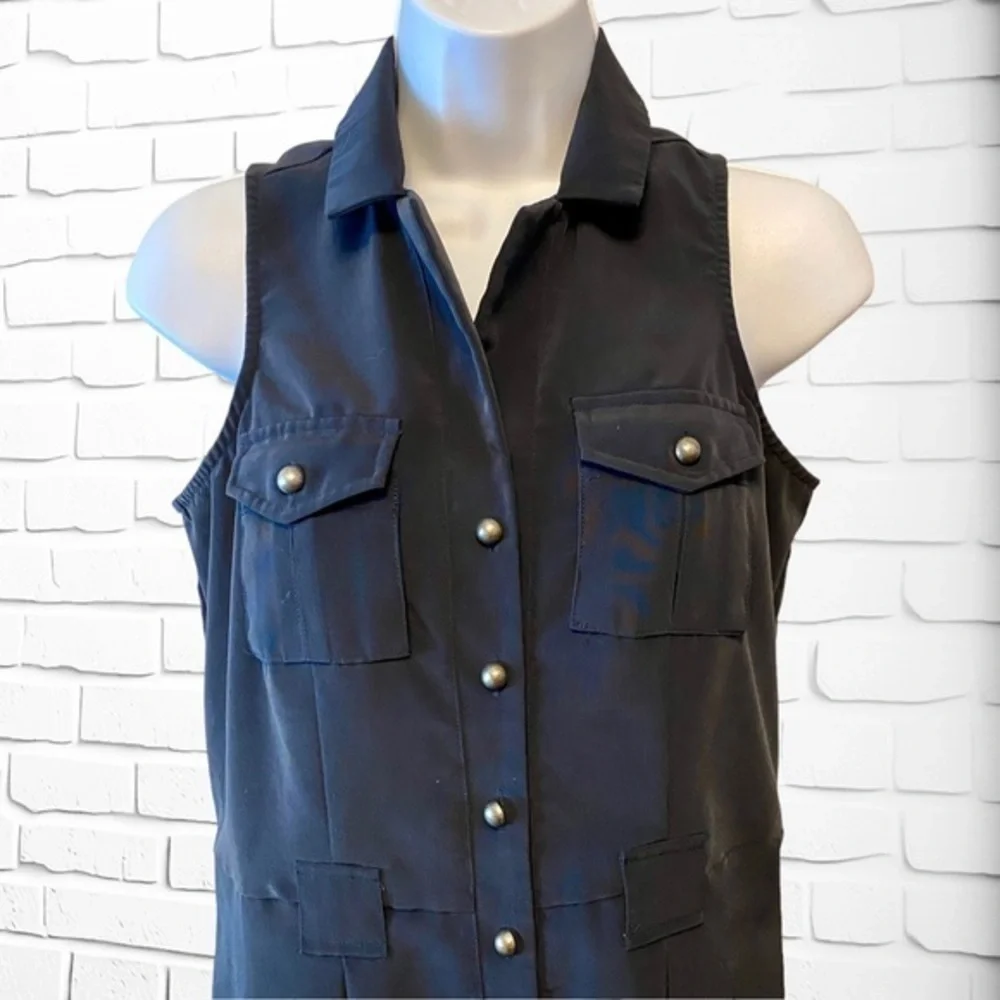 The Limited Sleeveless Navy Cargo Dress with Brass buttons, Womens size 2 - Picture 8 of 11